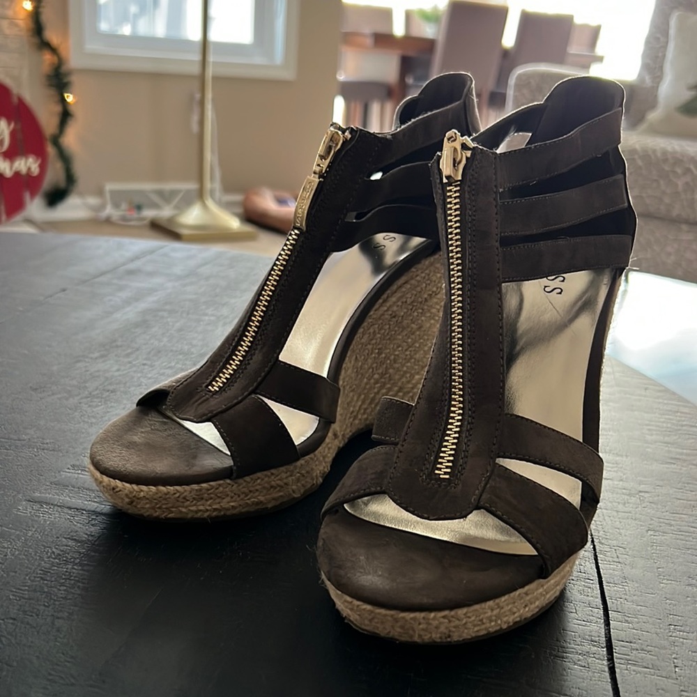 WOMEN’s GUESS Wedges